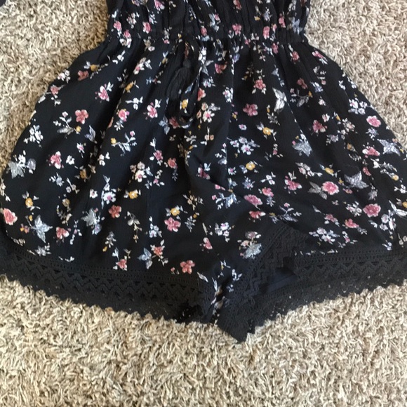 Abercrombie & Fitch Romper - Picture 2 of 3